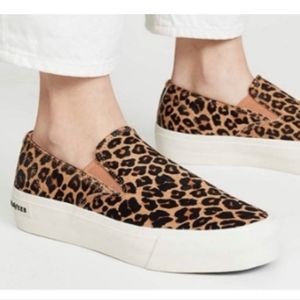 SEAVEES LEOPARD CHUNK LOAFERS LIKE VANS 9